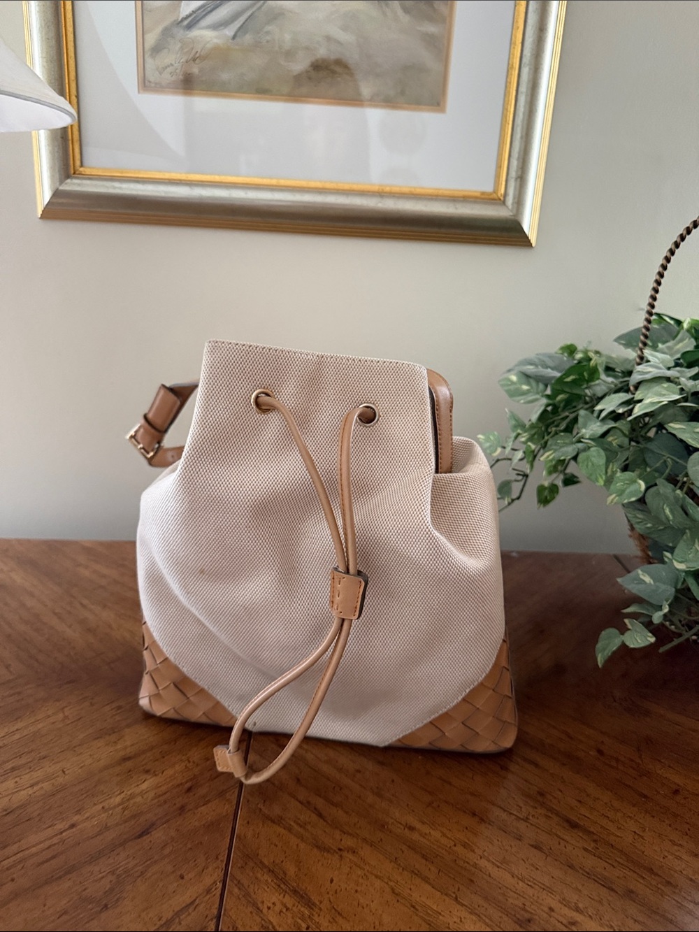 Neutral Canvas Drawstring Bucket Bag